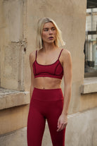 Rode sport bh met uitneembare pads en rode sport legging